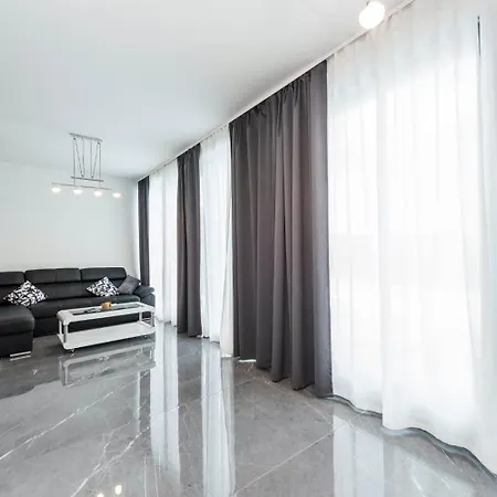 Holiday home Ferienhaus Mit Privatpool Fur 8 Personen Ca 174 Qm In Srima, Dalmatien Norddalmatien