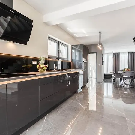 Ferienhaus Mit Privatpool Fur 8 Personen Ca 174 Qm In Srima, Dalmatien Norddalmatien Holiday home